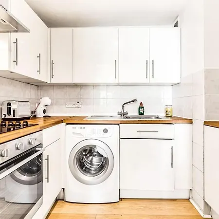 Luxaway Apartment In Earls Court - Sleeps Up To 10 London Exterior foto