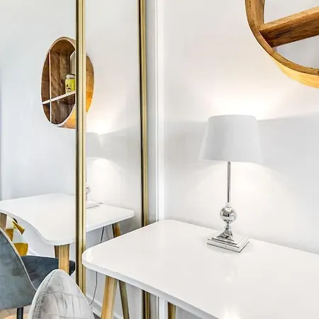 Luxaway Apartment In Earls Court - Sleeps Up To 10 London Exterior foto